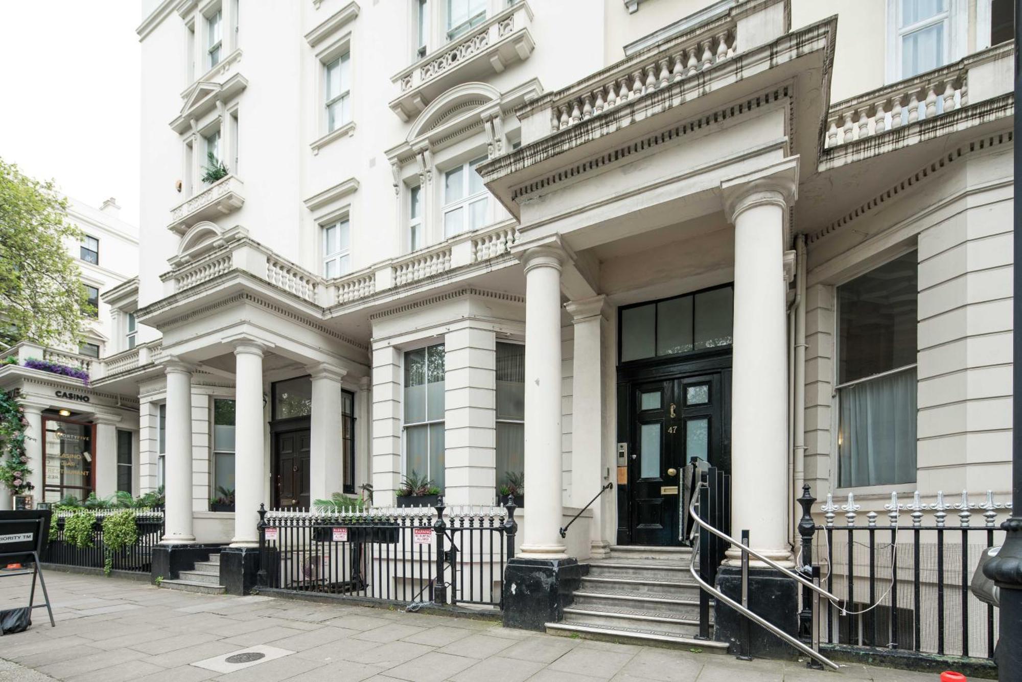 Kensington Muse Apartment London Exterior photo